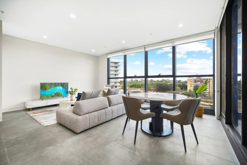 Spacious 2bedroom In Homebush *